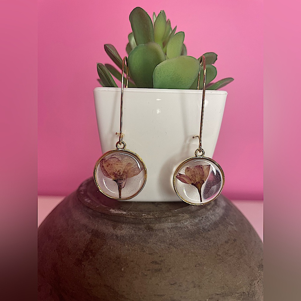 Round Transparent Shape Dried Flower Decor Dangle Earrings Bohemian Style Resin